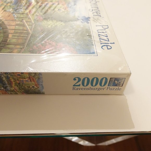 Ravensburger Shades Of Summer 2000 Pc Puzzle 29.5" x 38.5" 166374 New Sealed - Picture 4 of 6